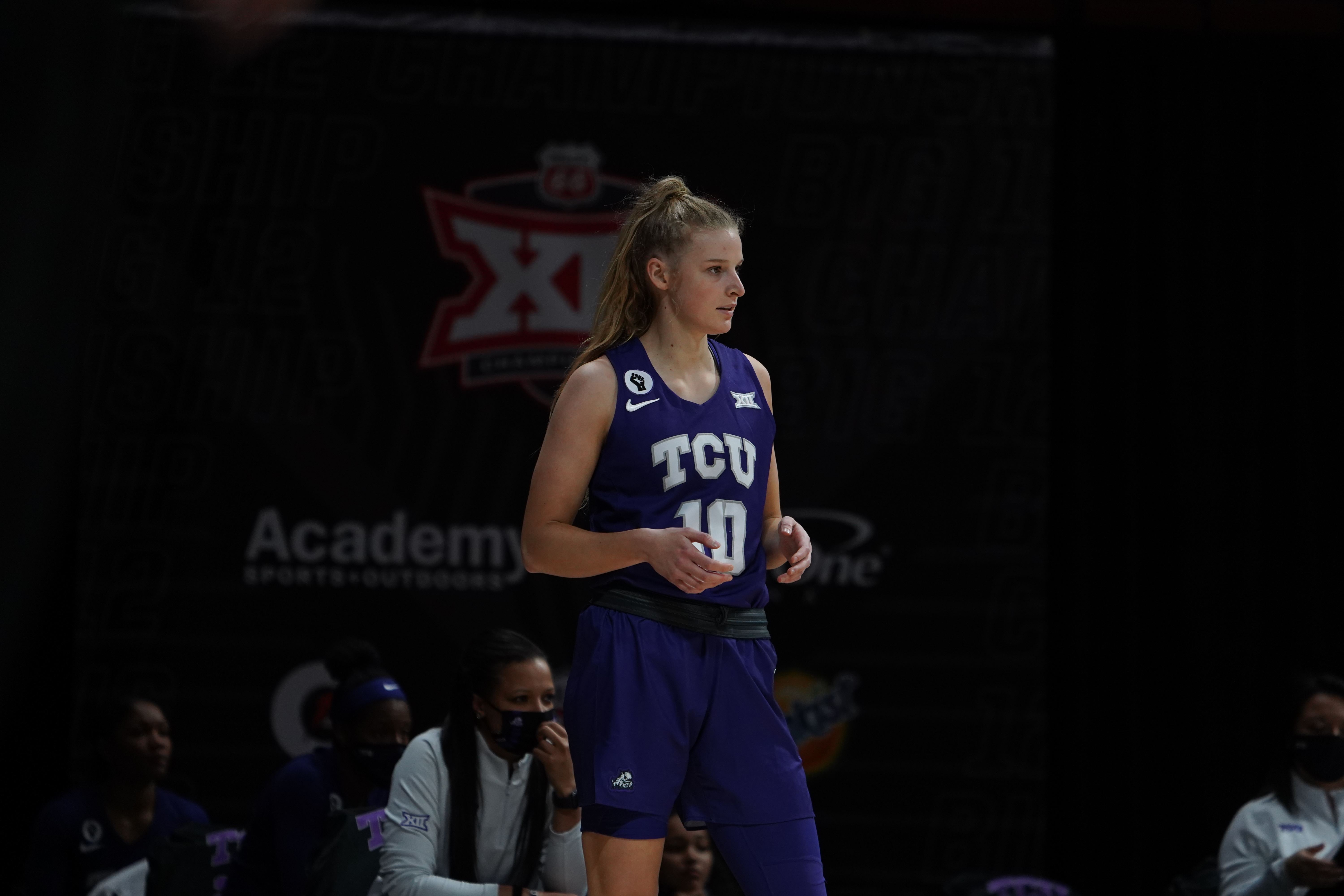  Emma Schmidt ’21 competed for TCU women’s basketball while studying mathematics.