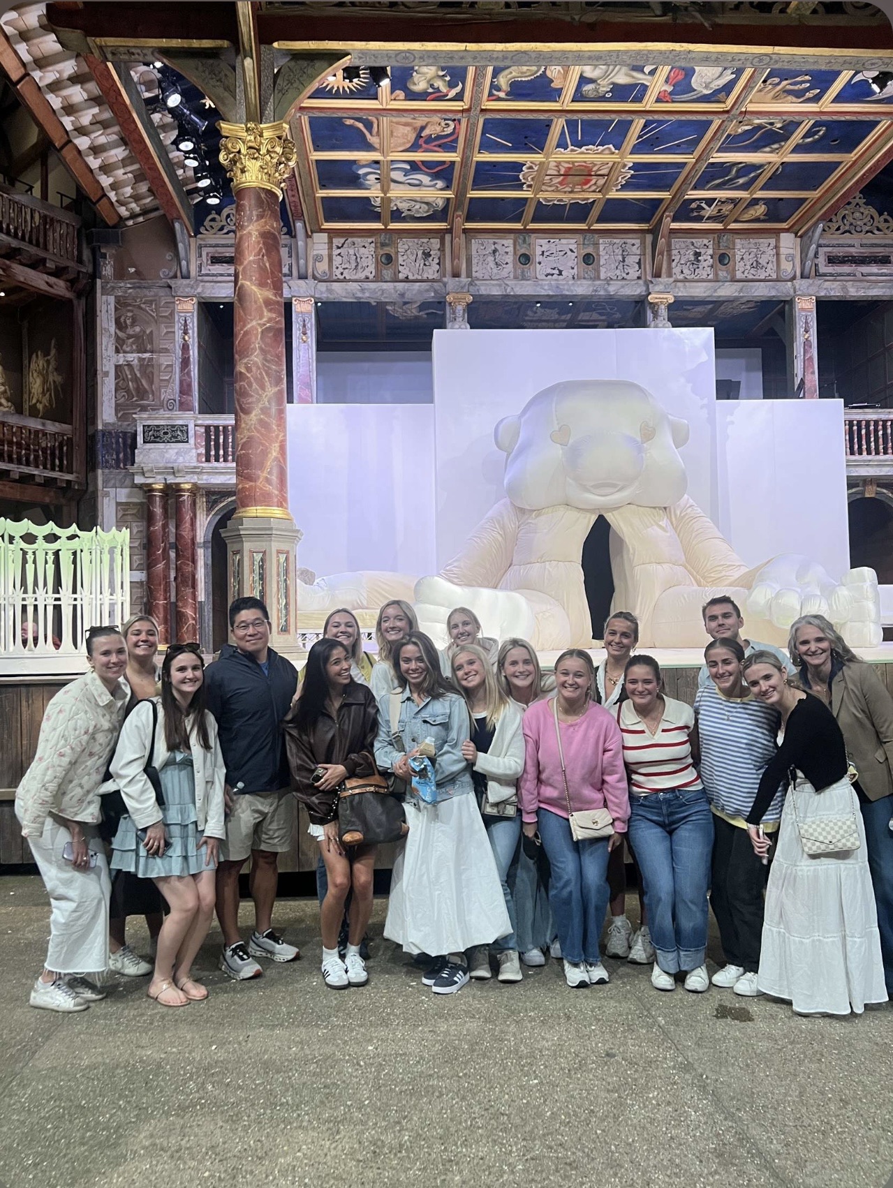 TCU Student Bella R. posing for a picture with fellow students in London