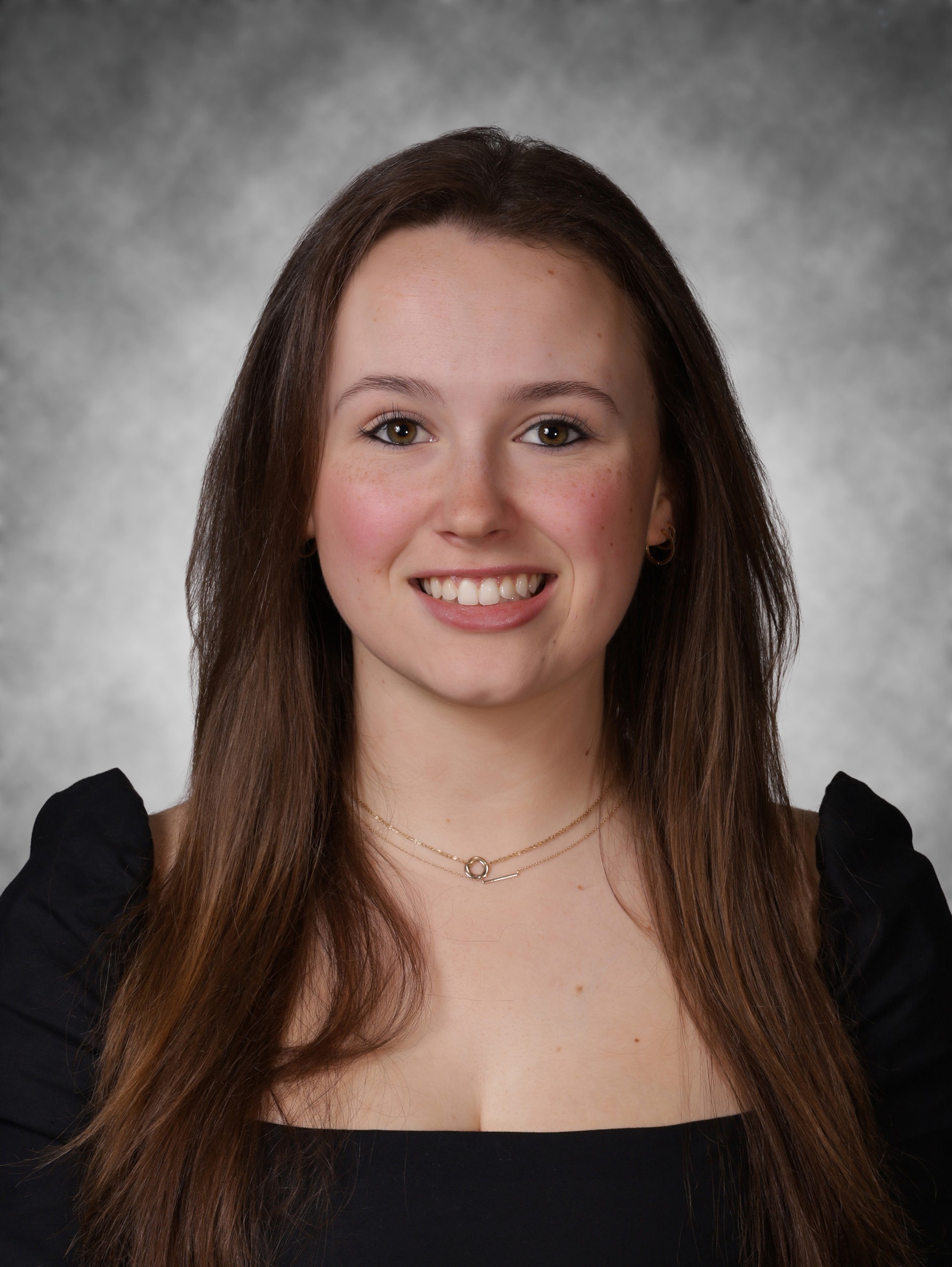 Sydney Adamson headshot