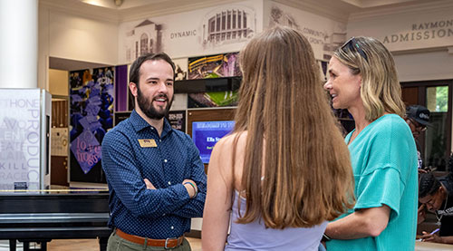 TCU Admission Counselor meeting with a prospective family